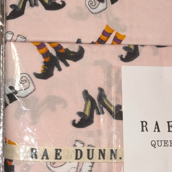 NWT Rae Dunn Pink Queen Sheet Set Halloween Witch’s Shoes/Boots Super Soft - Picture 3 of 6